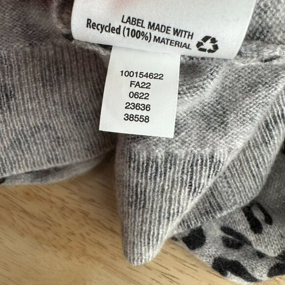 Charter Club Luxury Cashmere Sweater Womens Small Leopard Gray NWT FS-1313 - Picture 10 of 10